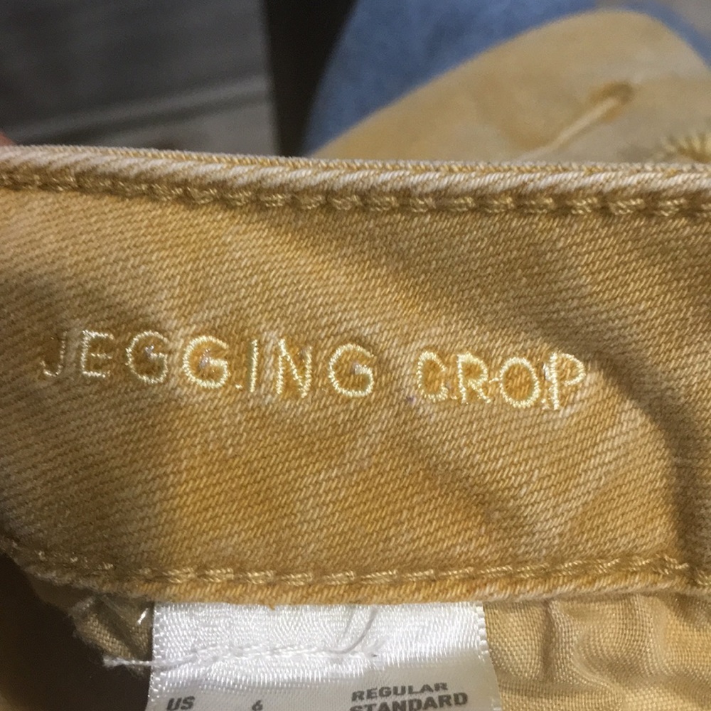 American Eagle Mustard Jegging Crop - Picture 10 of 10